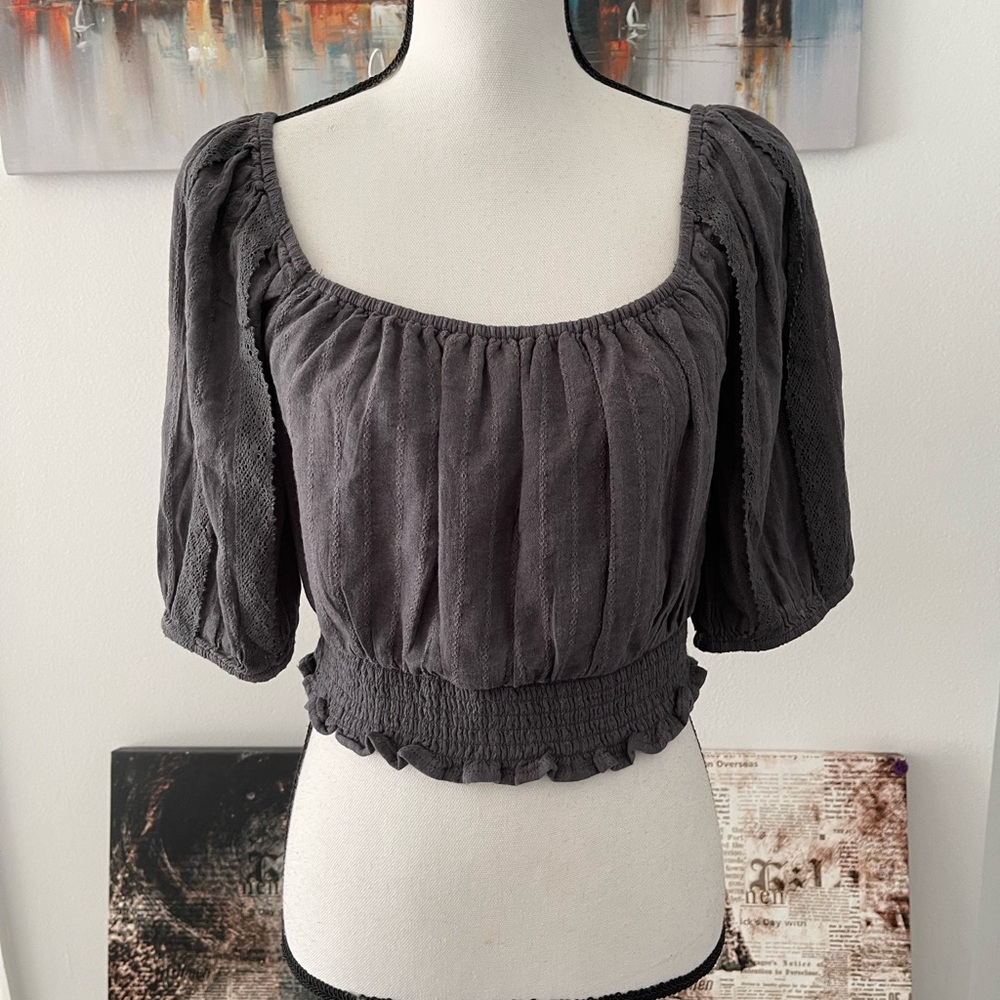 American eagle crop top medium